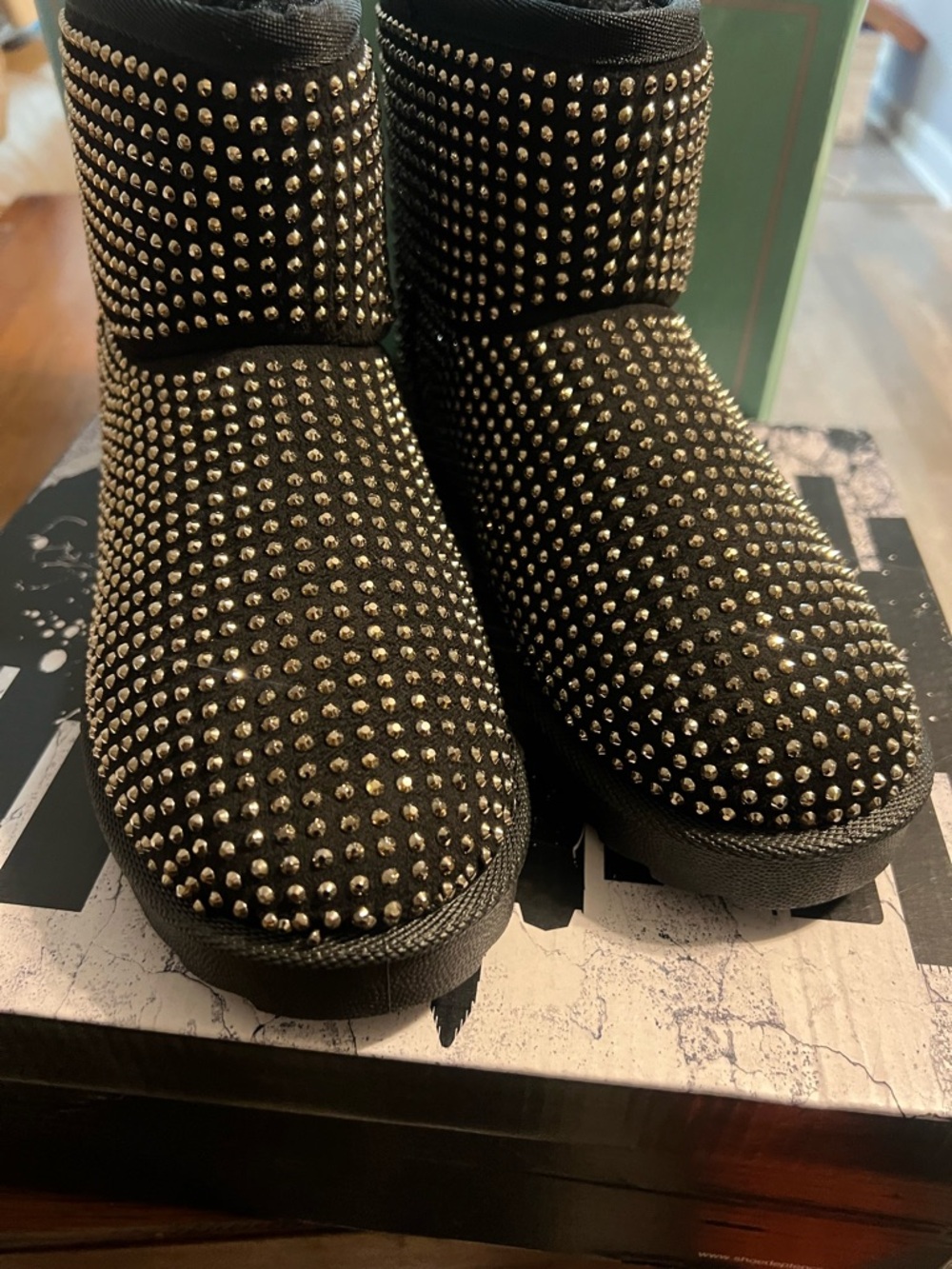 ID Required Studded Black Ankle Boots Sz 8